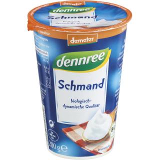 Schmand im Becher